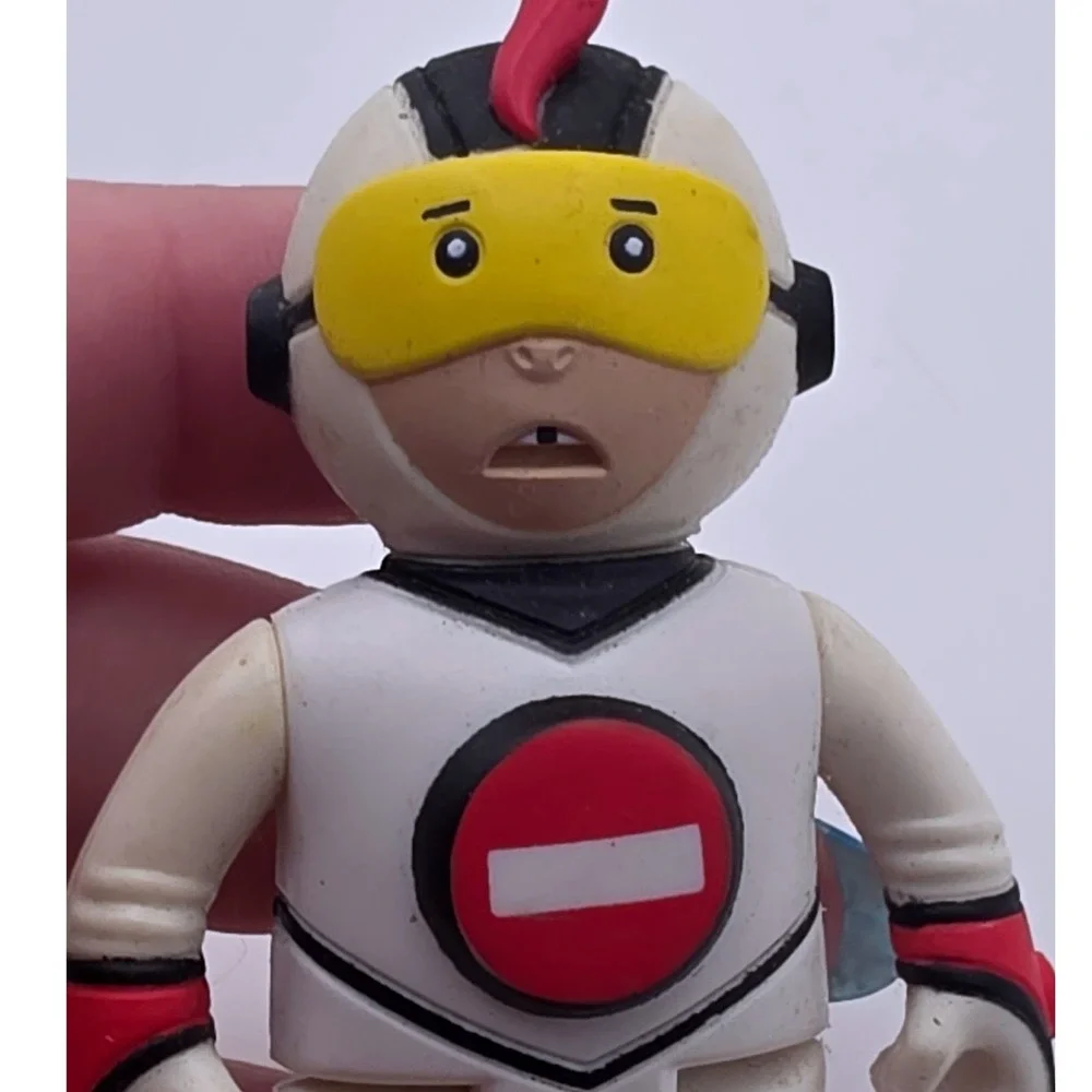 Bandai Action Figure White Fair Condition Teen Titans Menos 2004 Vintage Rare